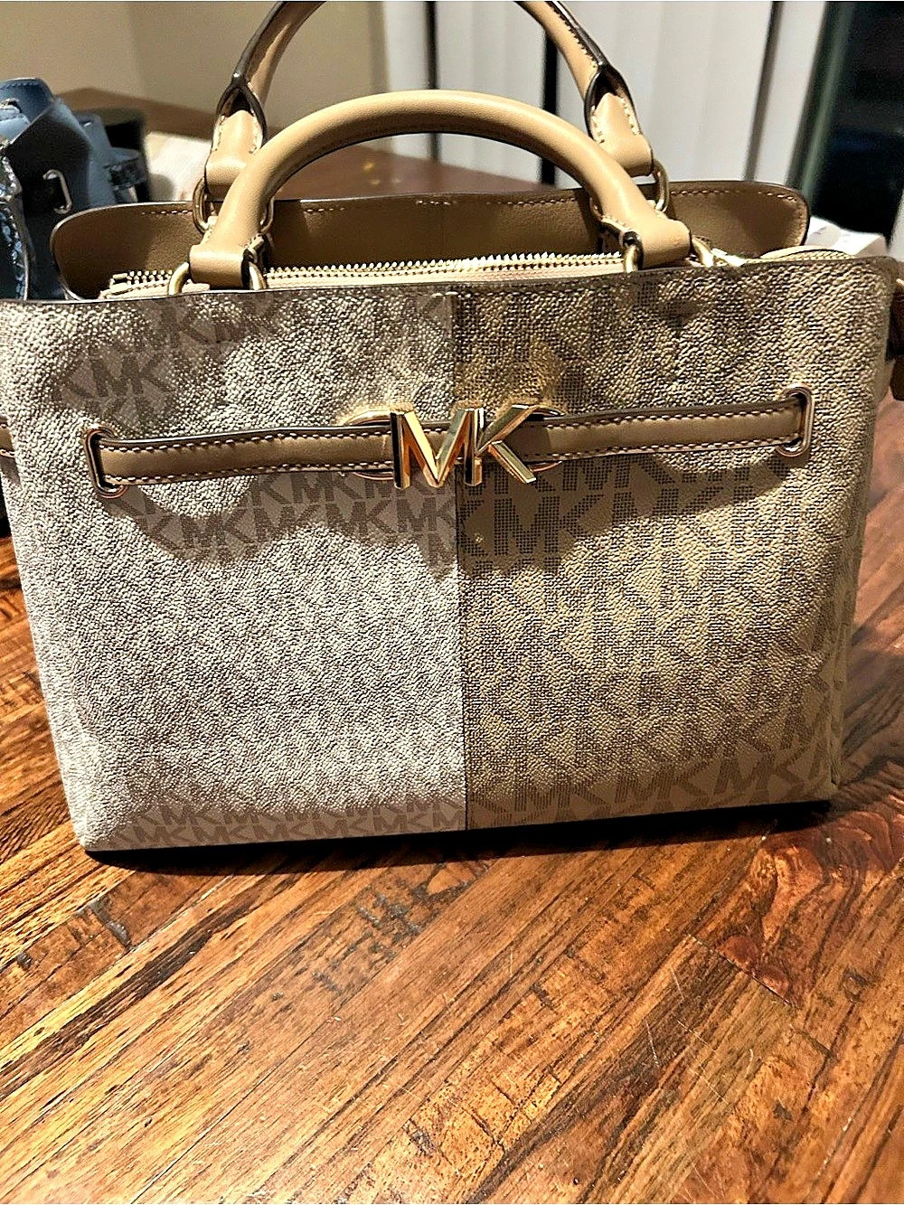 Michael Kors Laila Medium Signature Logo Satchel Brown & Beige NWT